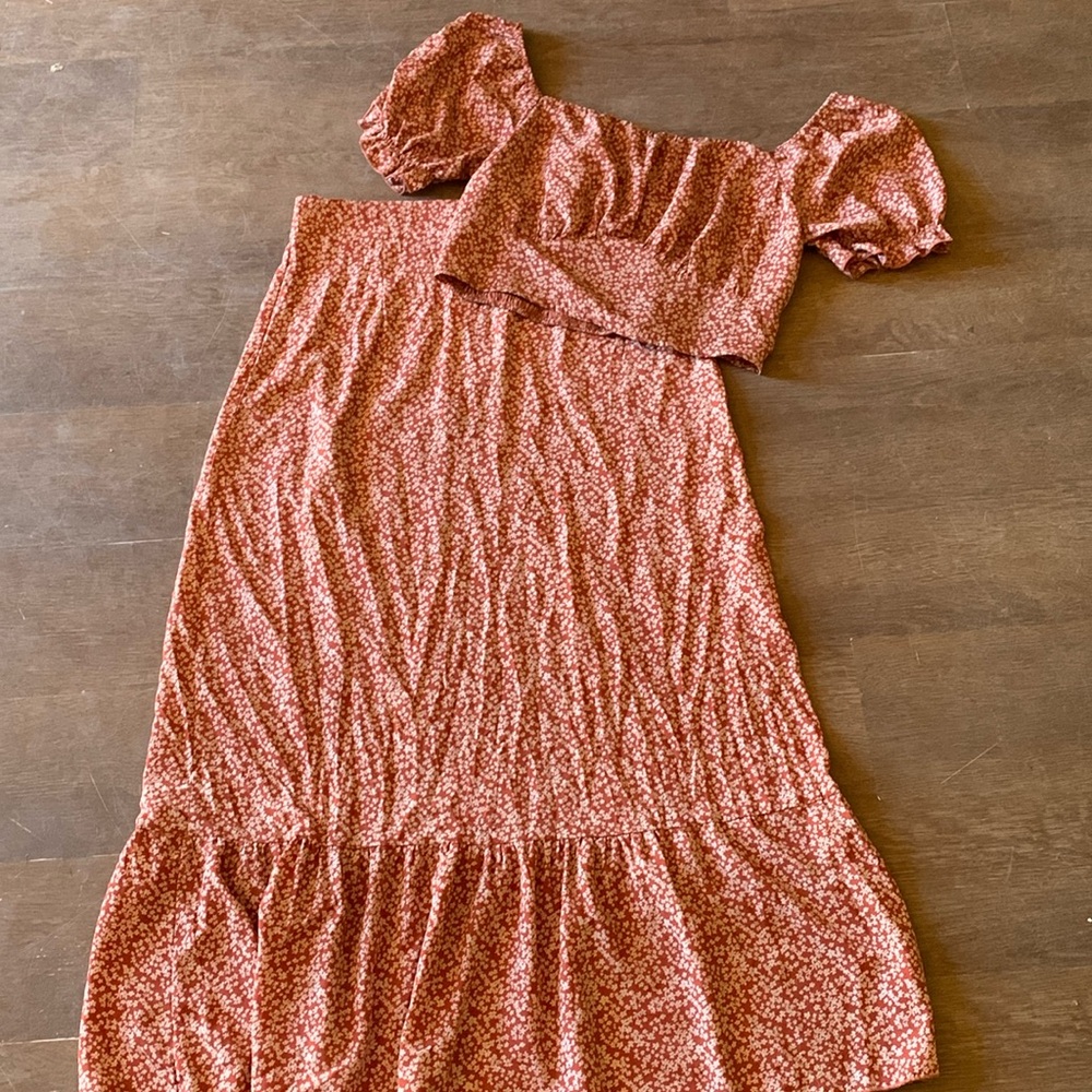 Adorable burnt orange floral two piece set